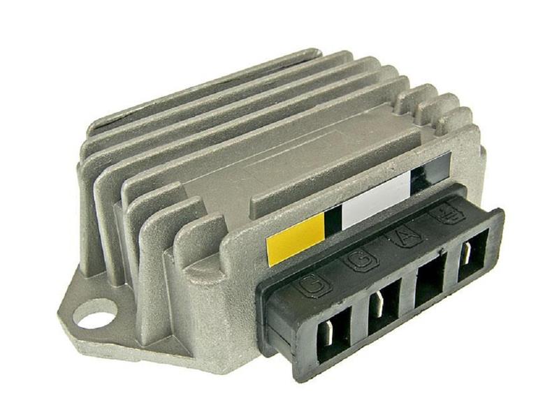 Regulator napetosti 3pin Piaggio, Gilera