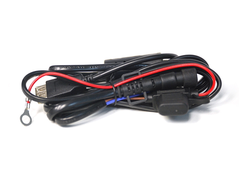 Univerzalni moto polnilec SHAD USB 12V (X1SB95)